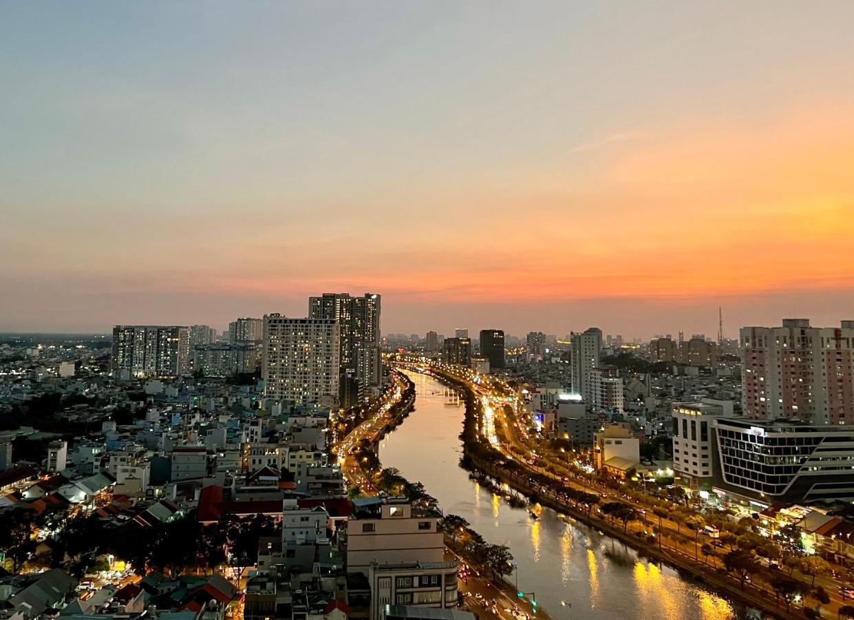 2Brs City View In The Heart Of Saigon - Free Infinity Pool Хошимин Экстерьер фото